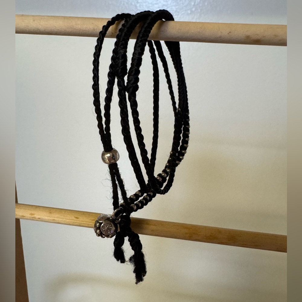 Chan Luu Woven Black & Silver Lotus Charm Closure Beaded Wrap Bracelet - Picture 11 of 13